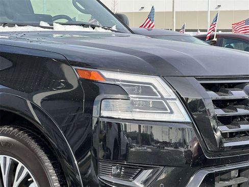 Certified 2023 Nissan Armada SL w/ Midnight Edition Package image 8
