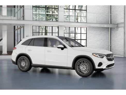 New 2026 Mercedes-Benz GLC 300 4MATIC image 13
