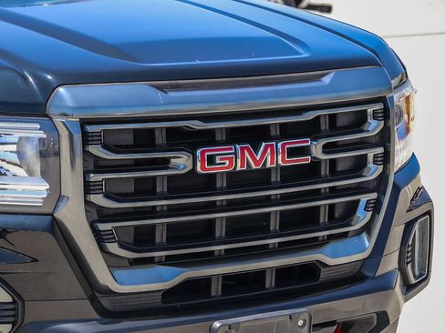 Used 2022 GMC Canyon AT4 w/ Driver Alert Package AWD/4WD image 5