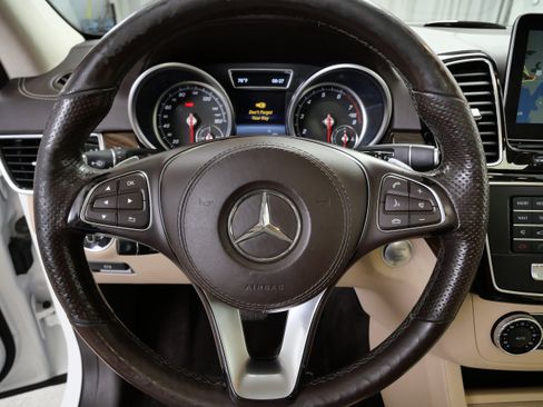 Used 2017 Mercedes-Benz GLS 450 4MATIC image 23