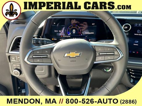 New 2026 Chevrolet Suburban Premier image 28