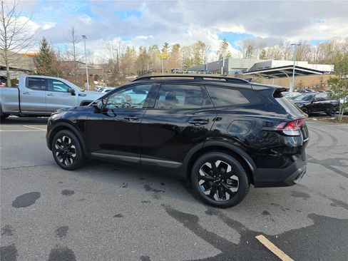 Used 2023 Kia Sportage X-Line w/ X-Line Premium Package image 6