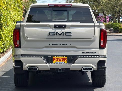 New 2026 GMC Sierra 1500 Denali Ultimate w/ LPO, Black Badging Package AWD/4WD image 5
