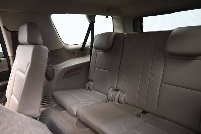Used 2019 Chevrolet Suburban LT AWD/4WD image 21