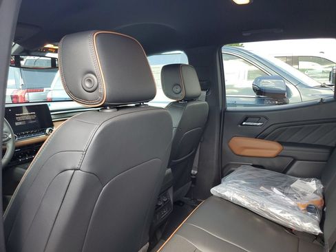 New 2026 GMC Canyon AT4 AWD/4WD image 10