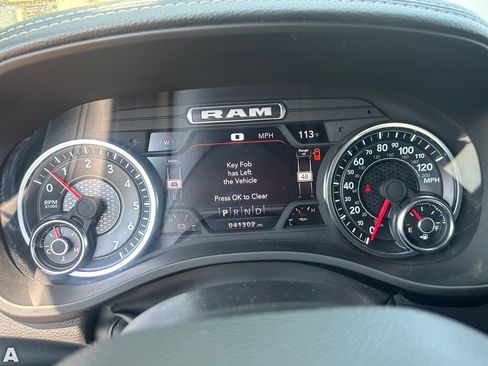 Certified 2024 RAM 1500 Laramie RWD image 31