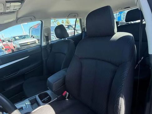 Used 2011 Subaru Outback 2.5i image 6