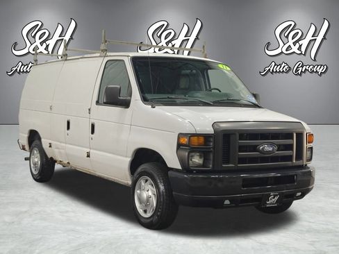 Used 2011 Ford E-150 and Econoline 150 w/ PWR Group RWD image 2