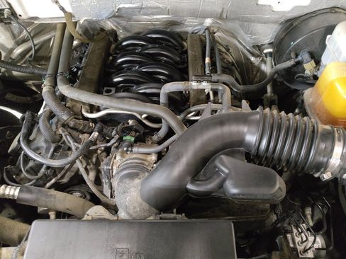 Used 2014 Ford F150 XLT w/ Equipment Group 302A Luxury image 30