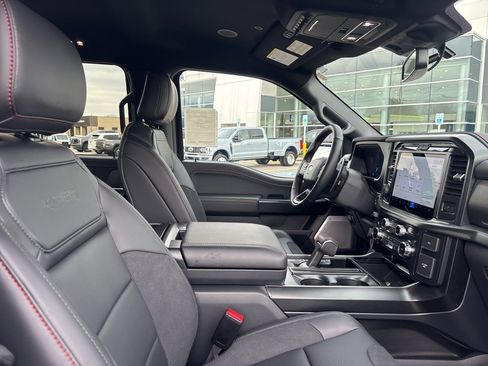 Used 2022 Ford Explorer Limited w/ Equipment Group 301A image 14