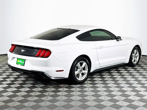 Used 2018 Ford Mustang Coupe image 10