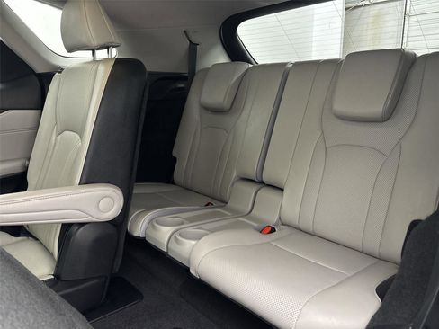 Used 2019 Lexus RX 450hL Premium image 31