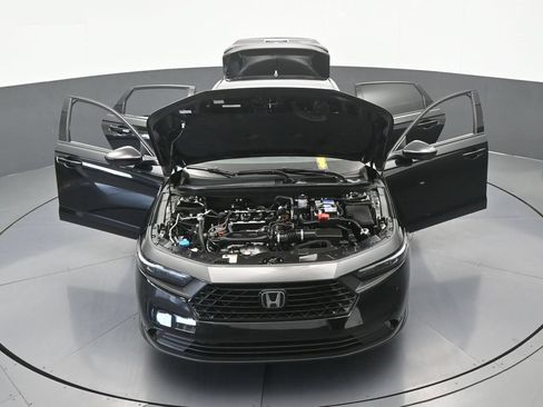 Used 2025 Honda Accord SE image 68