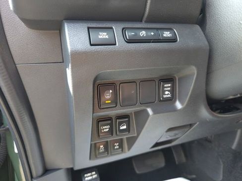 Used 2023 Nissan Frontier PRO-4X w/ Pro-4X Premium Package image 10