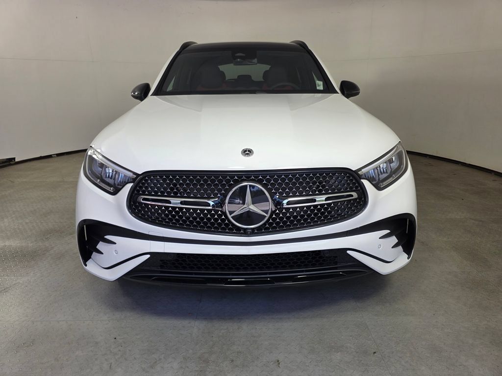 New 2027 Mercedes-Benz GLC 300 image 2