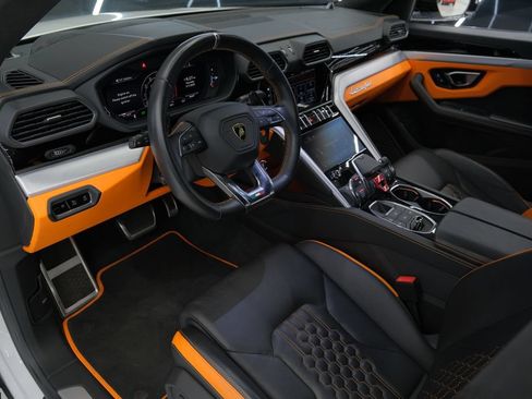 Used 2023 Lamborghini Urus S AWD/4WD image 47