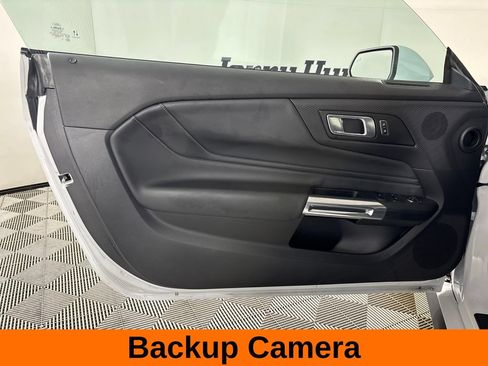 Used 2025 Ford Mustang Premium RWD image 10