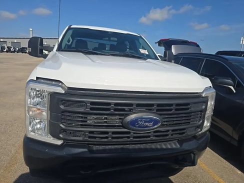 Used 2023 Ford F250 XL w/ XL Off-Road Package AWD/4WD image 5