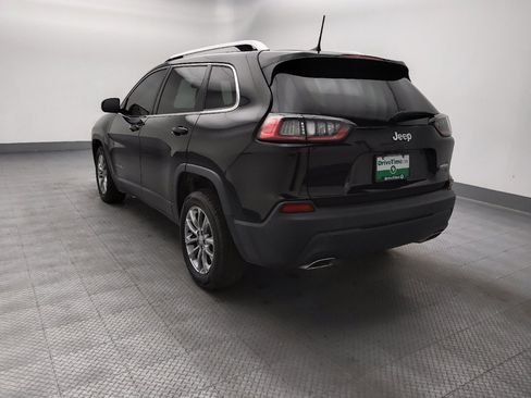 Used 2019 Jeep Cherokee Latitude Plus FWD image 5