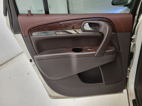 Used 2014 Buick Enclave Leather w/ Trailering Provision Package image 39