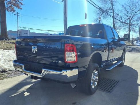 Used 2024 RAM 2500 Big Horn w/ Bed Utility Group image 8