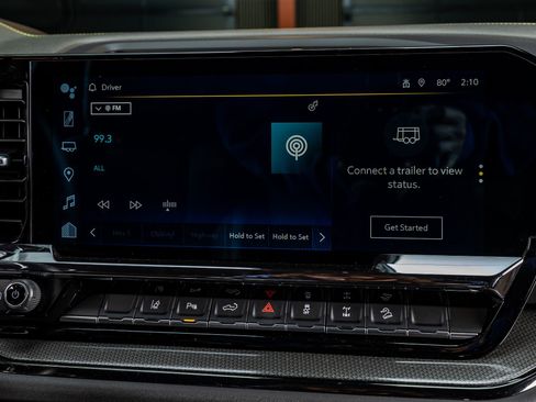 Used 2025 Chevrolet Silverado 2500 ZR2 image 25