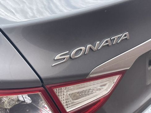 Used 2014 Hyundai Sonata Limited image 16