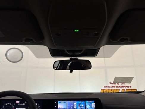 New 2026 Nissan Sentra SR w/ Floor Mat Package image 20