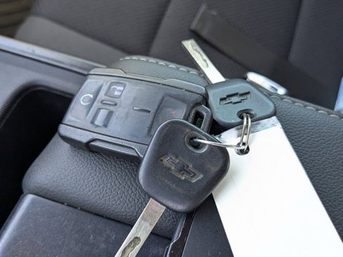 Used 2018 Chevrolet Silverado 1500 LT w/ Max Trailering Package image 27