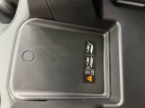 New 2026 GMC Sierra 1500 SLT w/ SLT Premium Package image 30