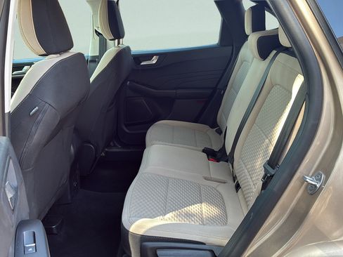 Used 2021 Ford Escape SE FWD image 21