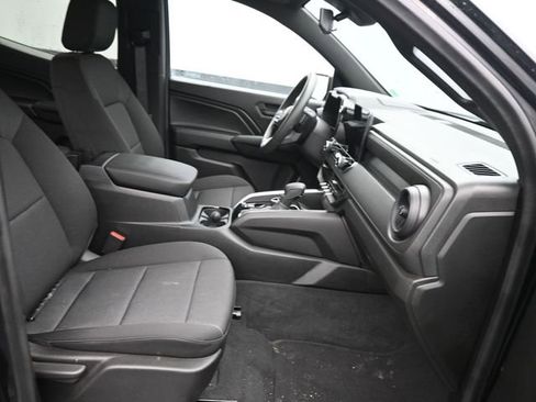 Used 2024 Chevrolet Colorado Trail Boss w/ Advanced Trailering Package image 7