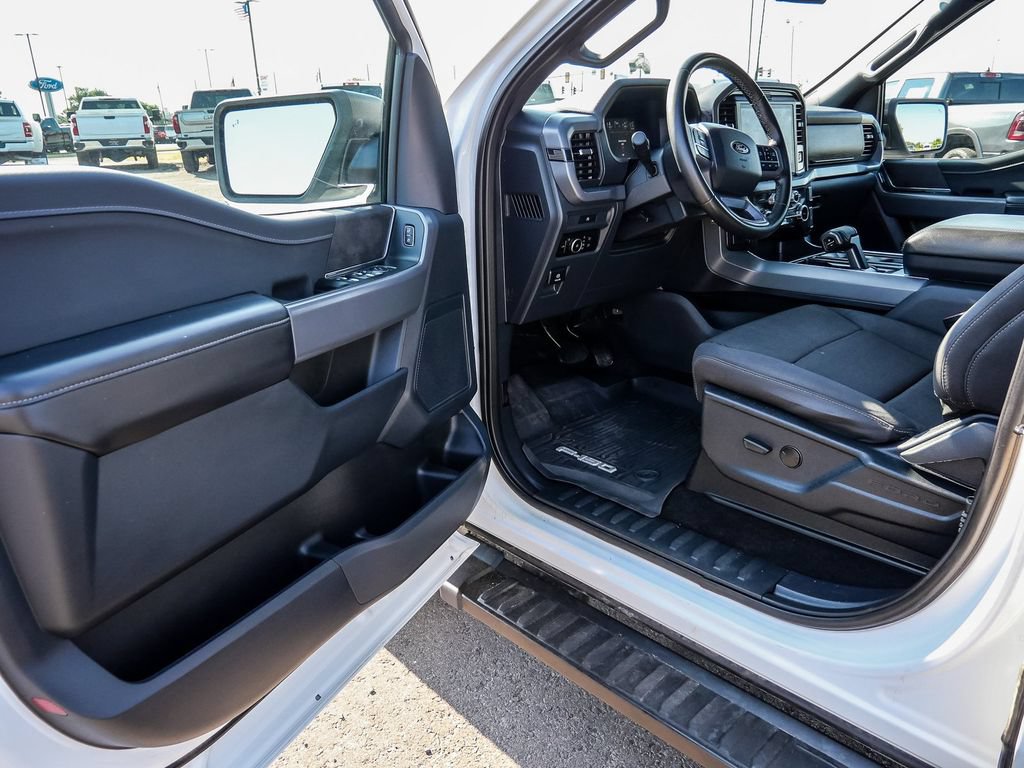 Used 2025 Ford F150 XLT w/ Equipment Group 301A Standard AWD/4WD image 29