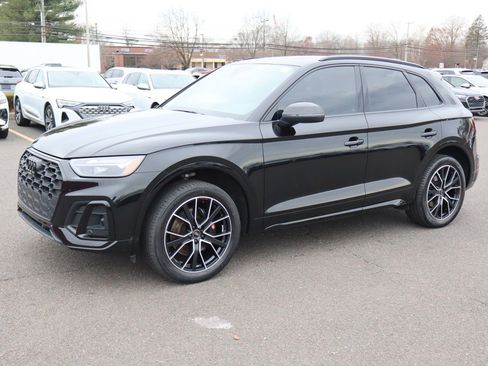 Used 2022 Audi SQ5 Premium Plus image 1