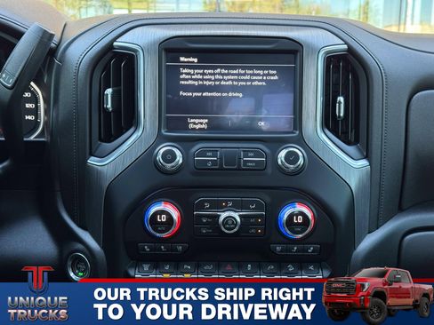 Used 2022 GMC Sierra 2500 Denali w/ Denali Ultimate Package image 35