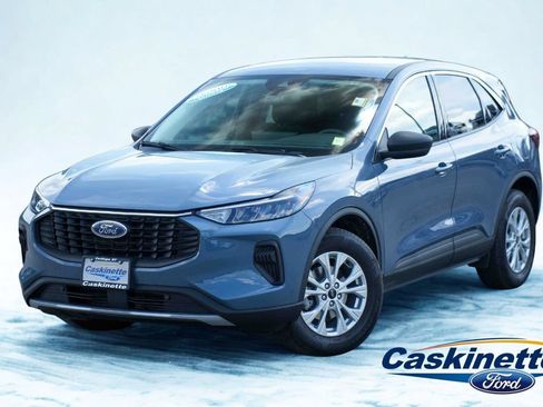 Certified 2023 Ford Escape Active w/ Tech Pack #1 AWD/4WD image 1