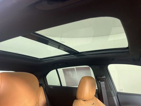 Used 2024 Cadillac XT4 Sport FWD image 10