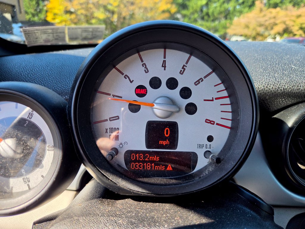 Used 2013 MINI Cooper Roadster FWD image 16