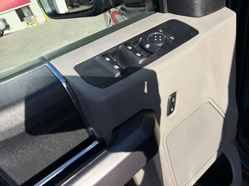 Used 2019 Ford F250 XLT w/ Snow Plow Prep Package AWD/4WD image 12