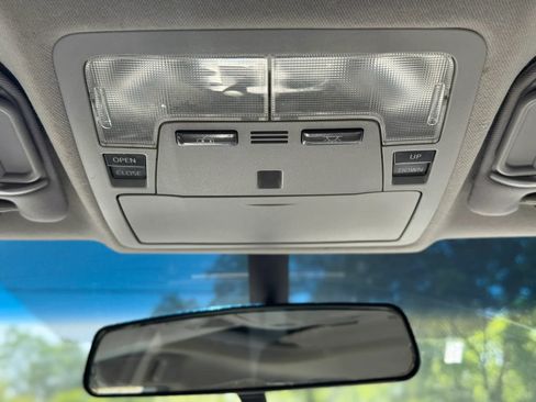 Used 2012 Toyota Camry SE FWD image 26