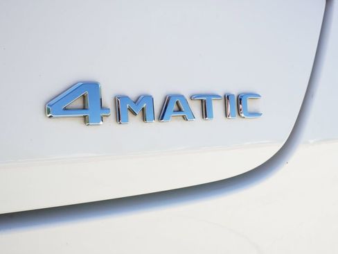 Used 2023 Mercedes-Benz CLA 250 4MATIC w/ Premium Package image 9