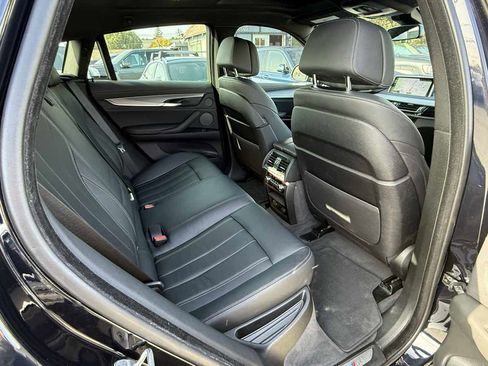 Used 2019 BMW X6 sDrive35i w/ M Sport Package image 10