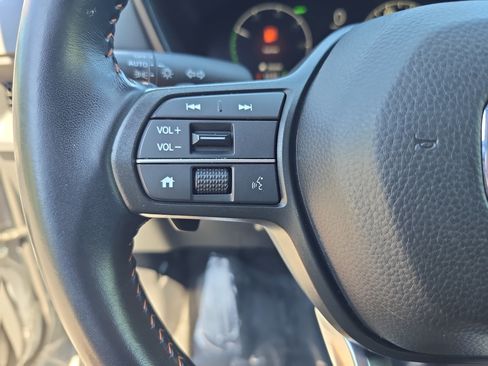 Used 2025 Honda CR-V Sport-L image 17