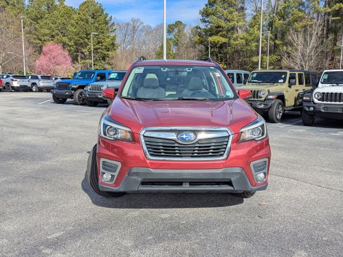 Used 2019 Subaru Forester Limited image 2