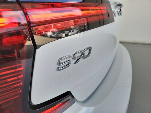Used 2024 Volvo S90 T8 Ultimate AWD/4WD image 9