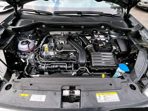 Certified 2024 Volkswagen Taos S image 30