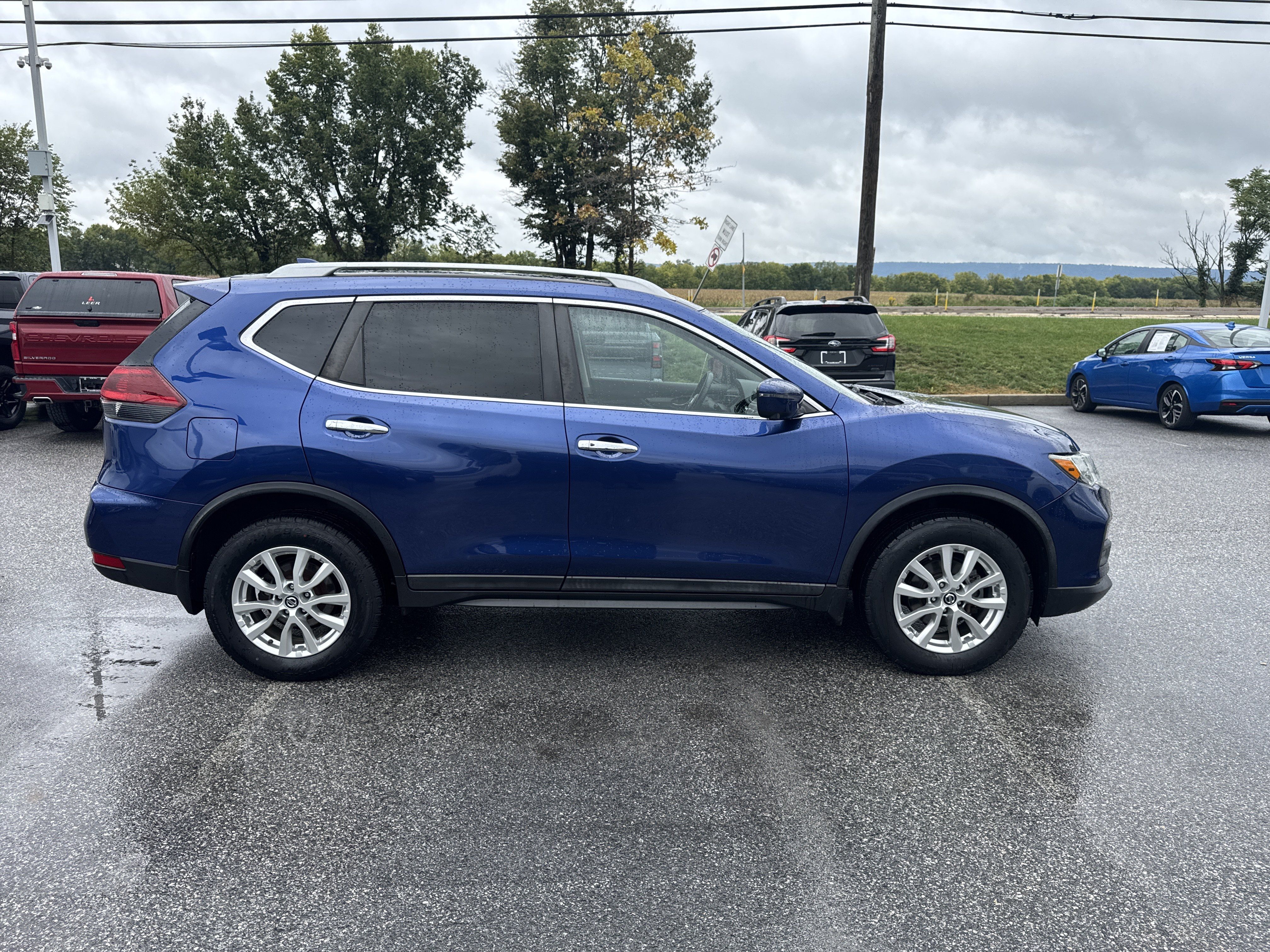 Used 2018 Nissan Rogue SV w/ Premium Package AWD/4WD image 29