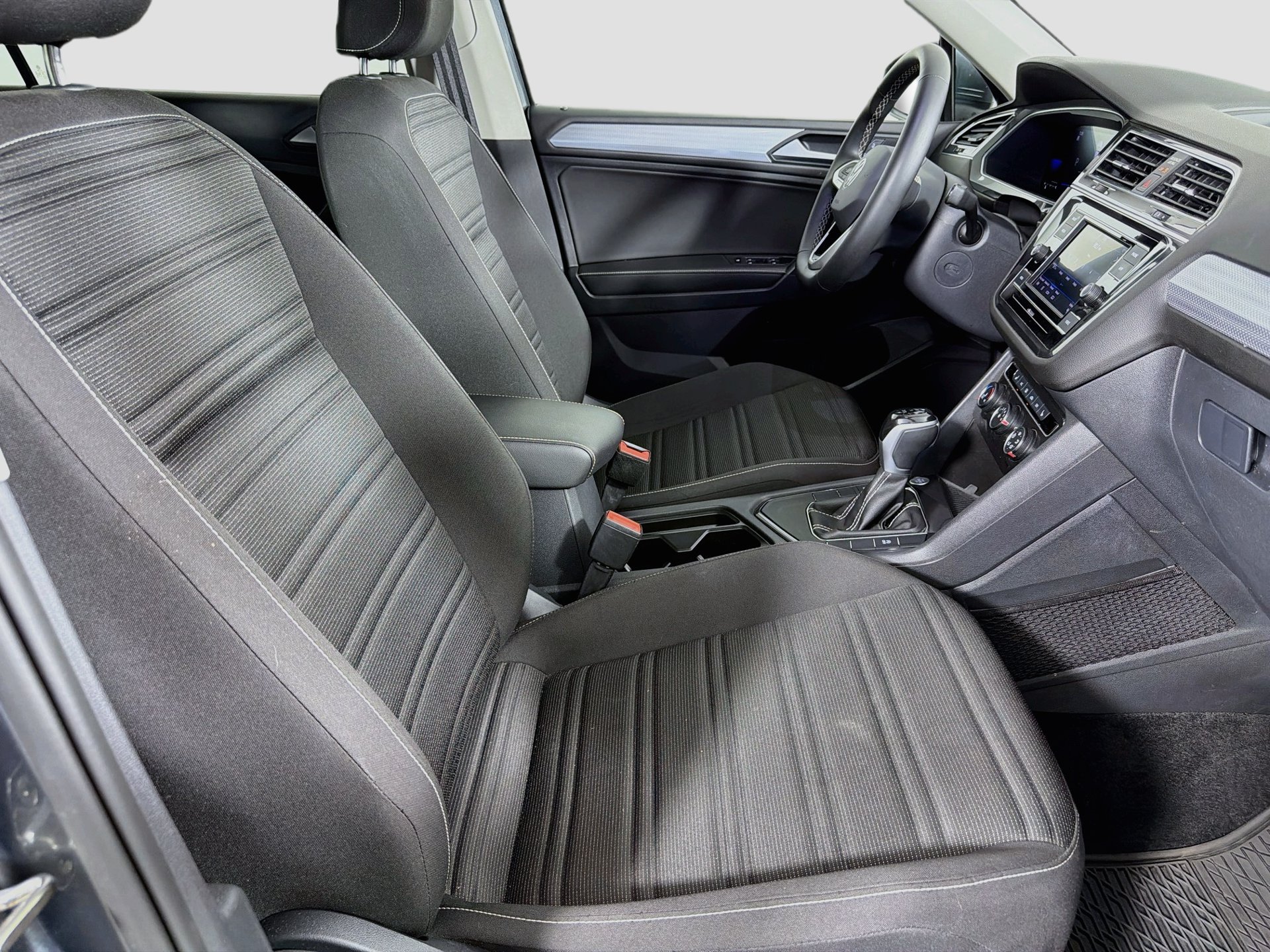 Certified 2023 Volkswagen Tiguan S FWD image 26