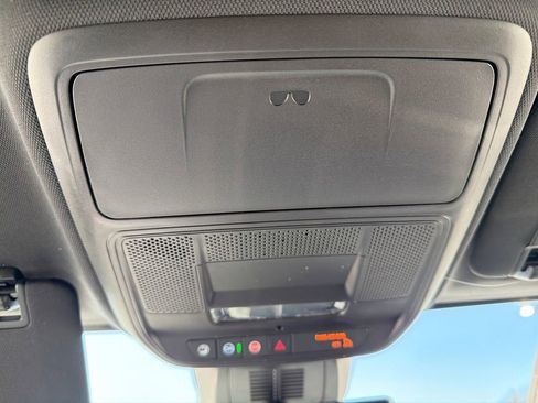 New 2026 Chevrolet Equinox LT image 24