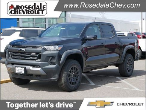 New 2026 Chevrolet Colorado Trail Boss AWD/4WD image 1